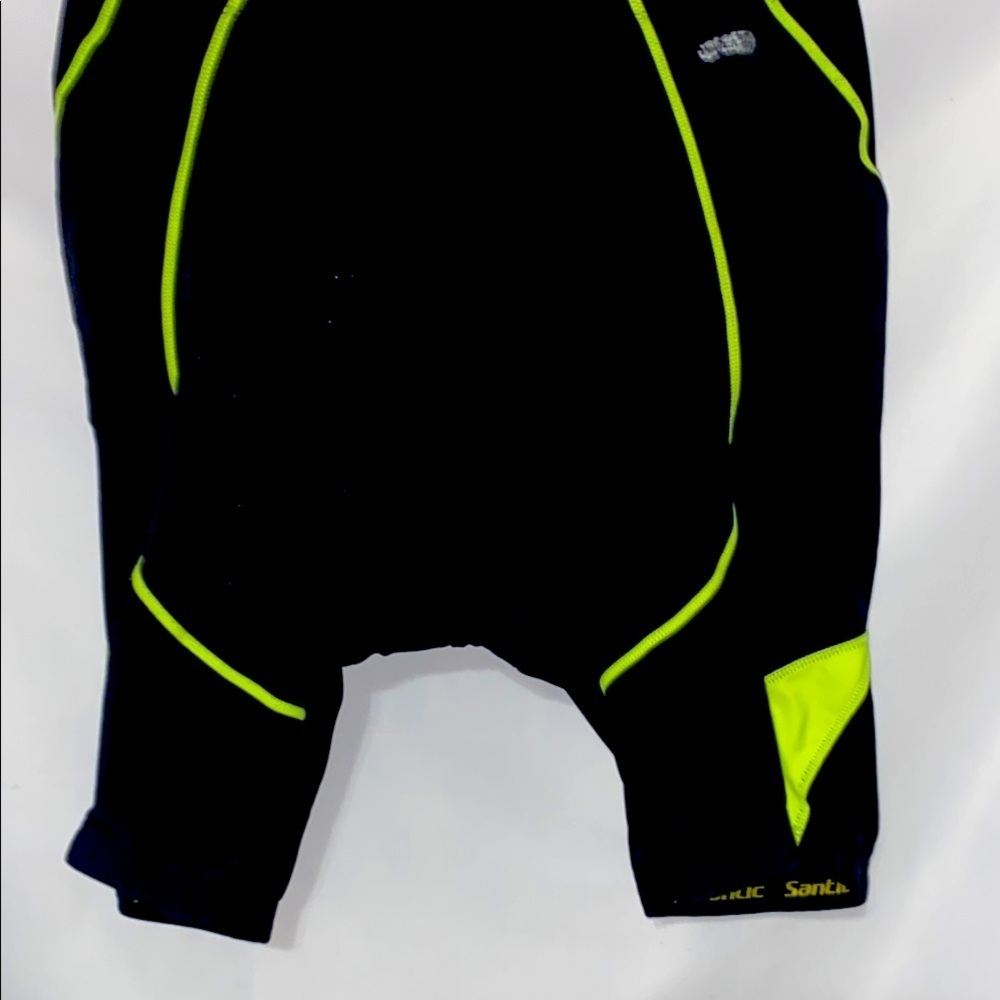 SANTIC Black and Neon Yellow Cycling Shorts.‎ PADDED WAIST good clean condition